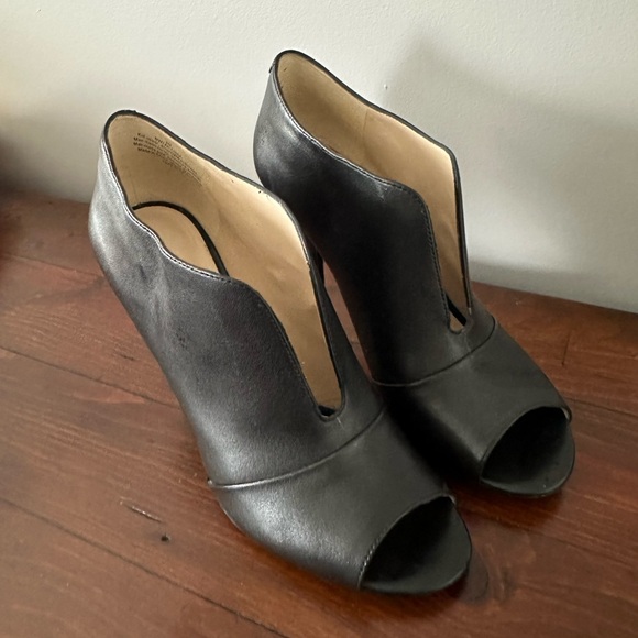 Nine West Shoes - Nine West Heels size 8